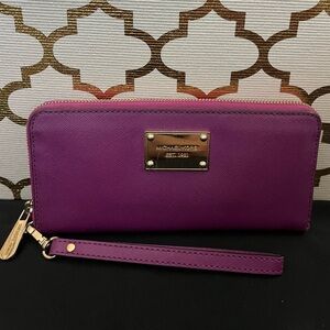 MK Violet Wallet